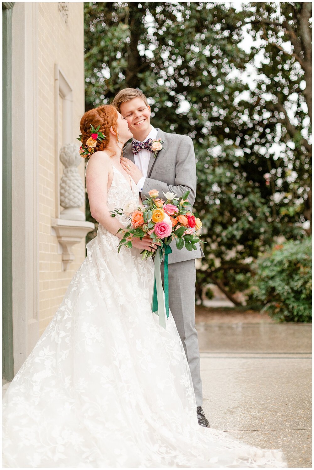 bride and groom pictures at tulsa garden center