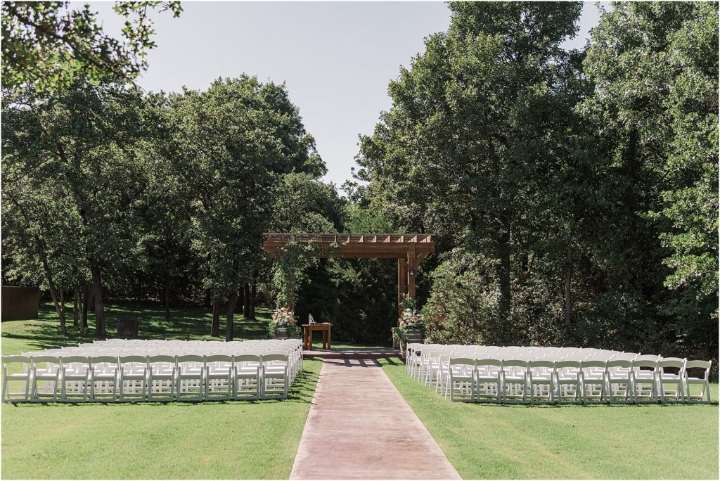 Outdoor ceremony site at Eleven Oaks Ranch. 