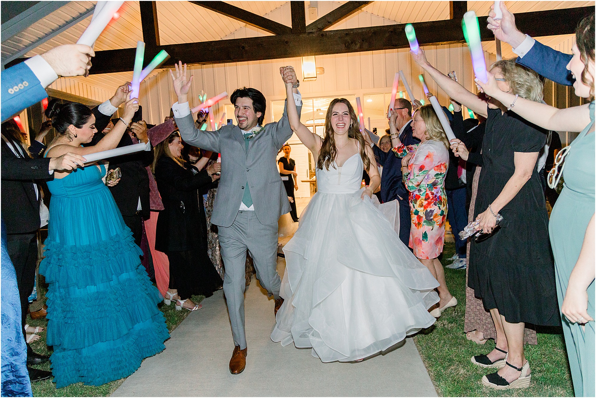 Bride and groom at their send-off at Lakeview Hills wedding venue.