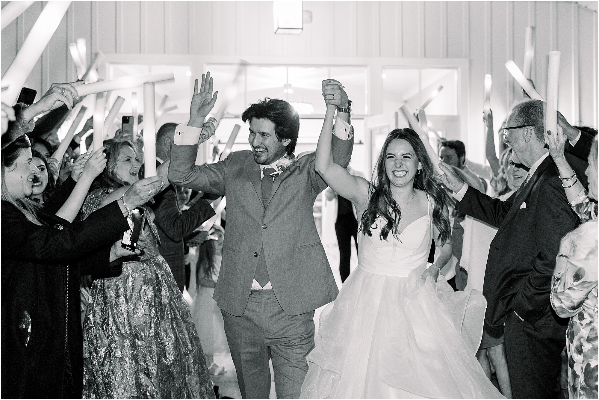 Bride and groom at their send-off at Lakeview Hills wedding venue